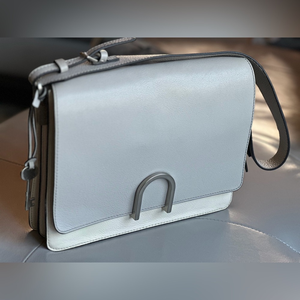 Fossil Light Gray/Cream Finley Leather Shoulder Bag - Picture 14 of 16